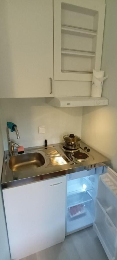 רונבי Saxemara Med Minikoek Och Badrum מראה חיצוני תמונה